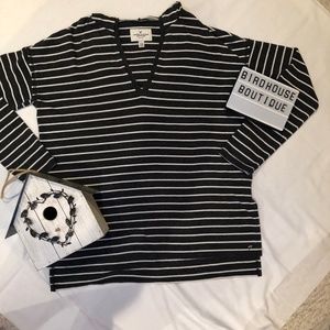 American Eagle Stripped Pull-Over
